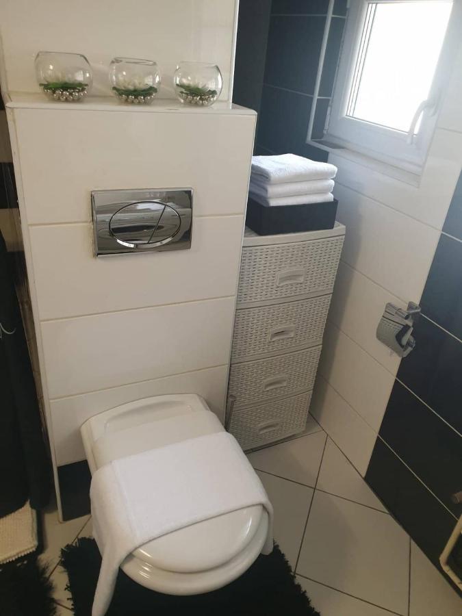 Apartman Lotos ซาราเยโว ภายนอก รูปภาพ