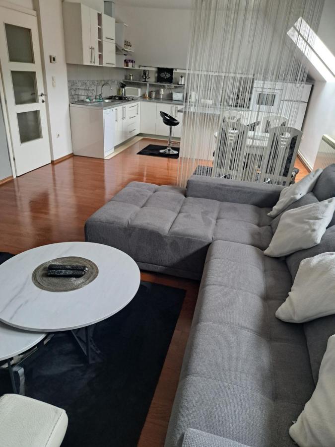 Apartman Lotos ซาราเยโว ภายนอก รูปภาพ